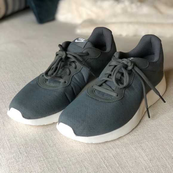Nike Other - Nike Tanjun Athletic Running Shoes